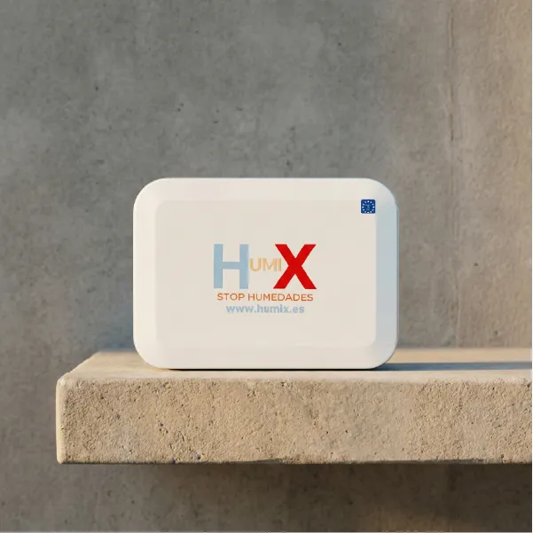 Sistema HUMIX instalado en la pared de una vivienda en Salou